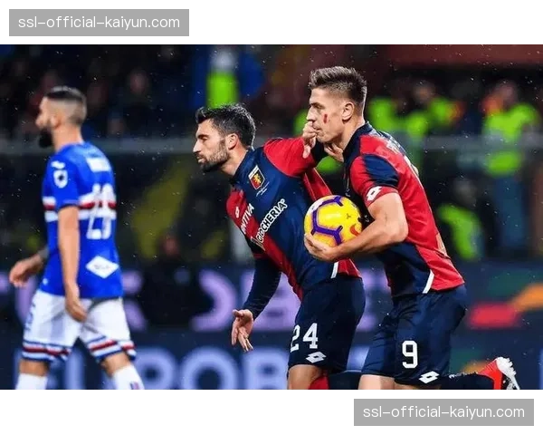 赛前发布会：佛罗伦萨主帅确认将沿用4-3-3阵型，强调对热那亚后防线的重点施压